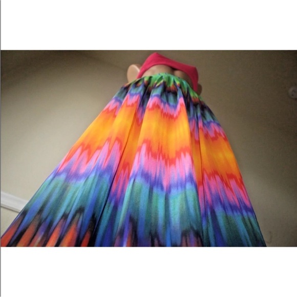 Vince Camuto Rainbow Maxi Skirt Size 0 - Picture 3 of 7